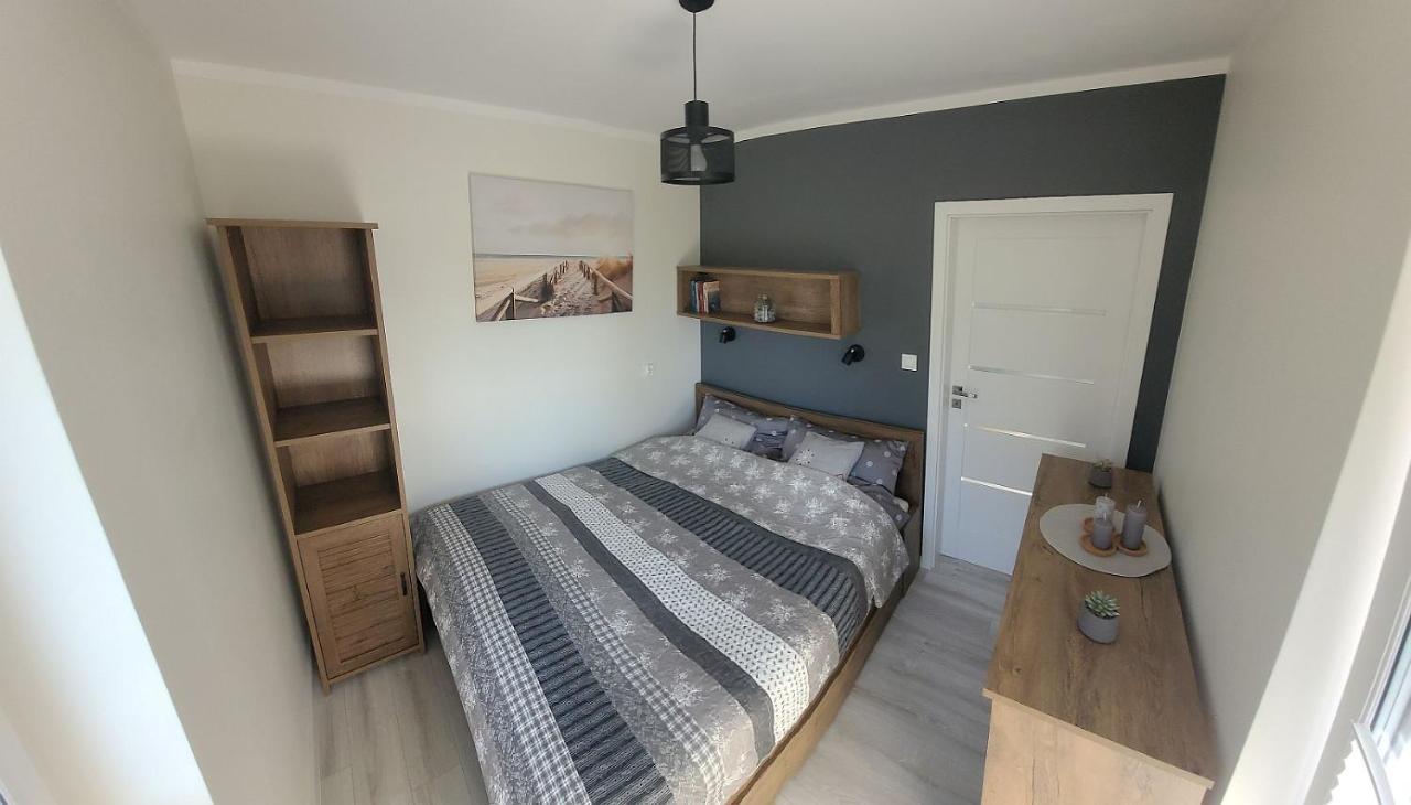 Pobierowo Baltic Apartament Turkusowy Eksteriør bilde